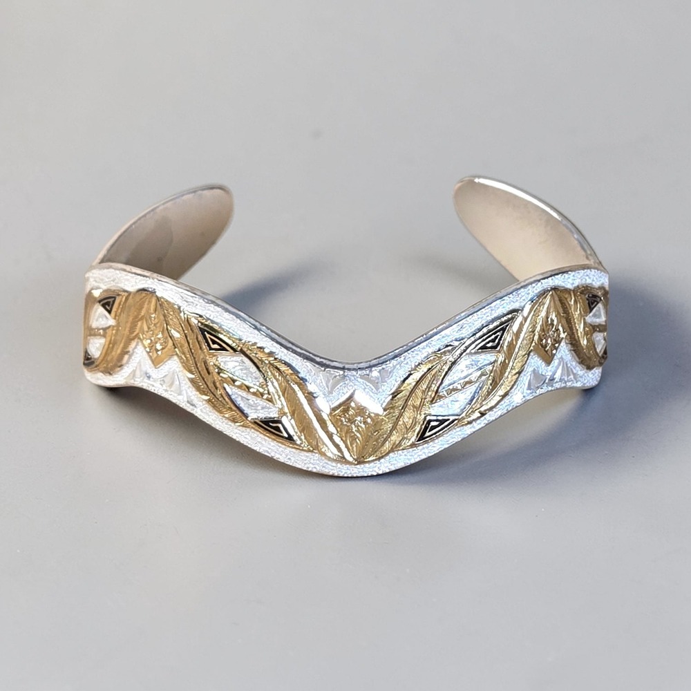 Montana Silversmiths Western Feathers Two Tone 6" Cuff Bracelet Silver Plate